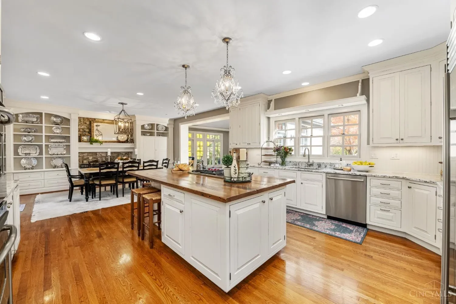 8765 Old Indian Hill Road, Cincinnati, OH 45243, Cincinnati, Ohio, United States. - Photo 55