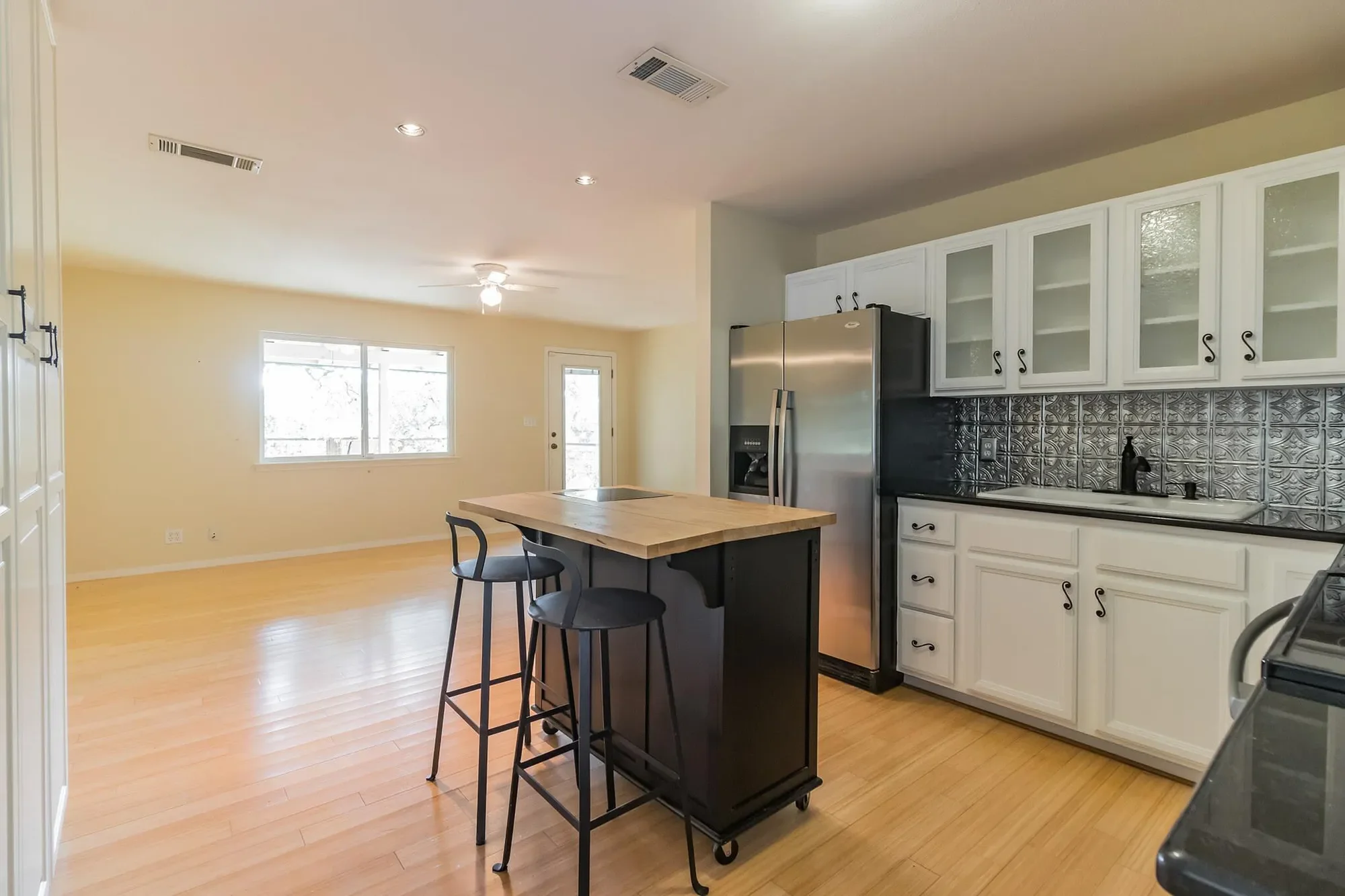 25201 & 25203 Lakeview DR, Spicewood, Texas, United States. - Photo 22