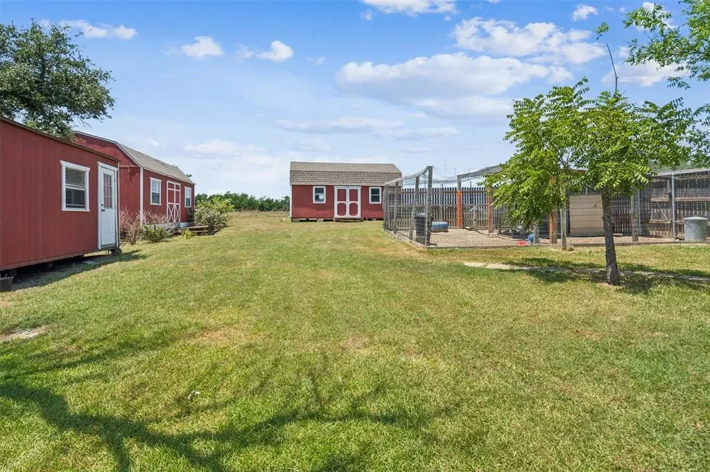 7388 Wilderness Way, Weatherford, Texas, United States. - Photo 30