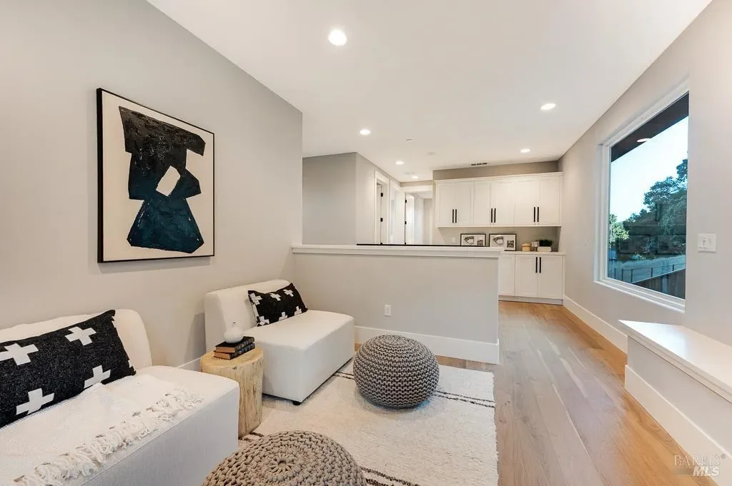 22 Oak Knoll Court, Petaluma, CA, 94952, USA, Petaluma, California, United States. - Photo 43