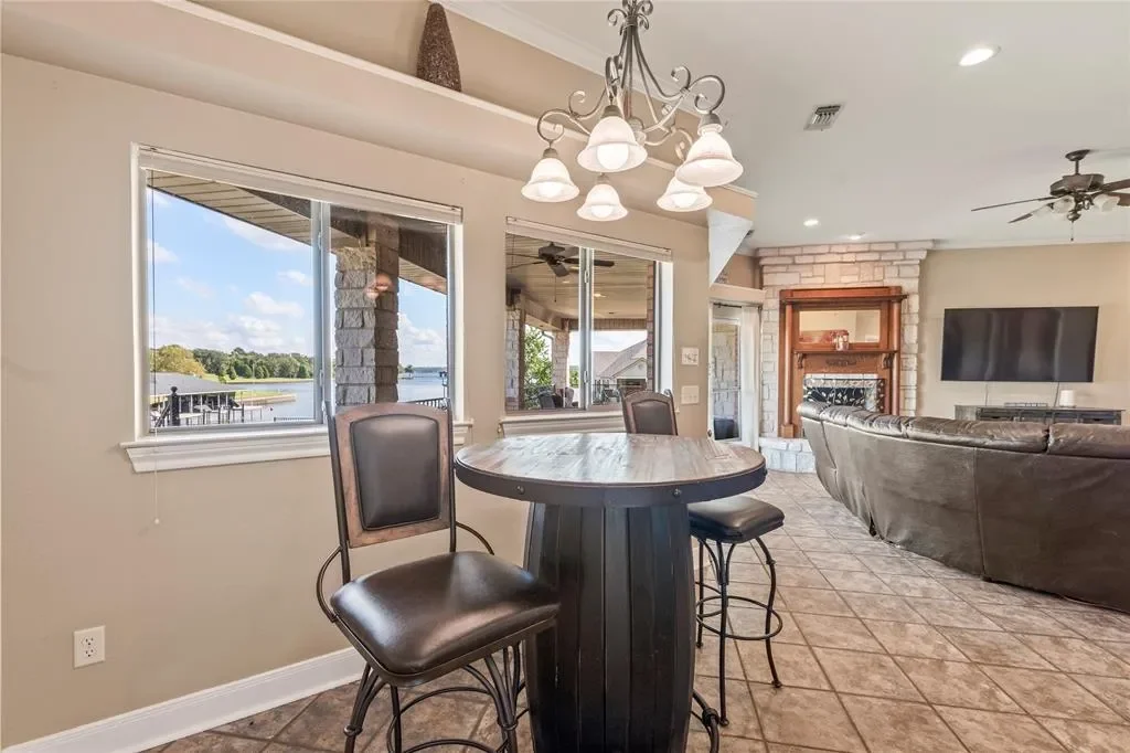 180 Surls Drive, Gun Barrel City, Texas, United States. - Photo 11