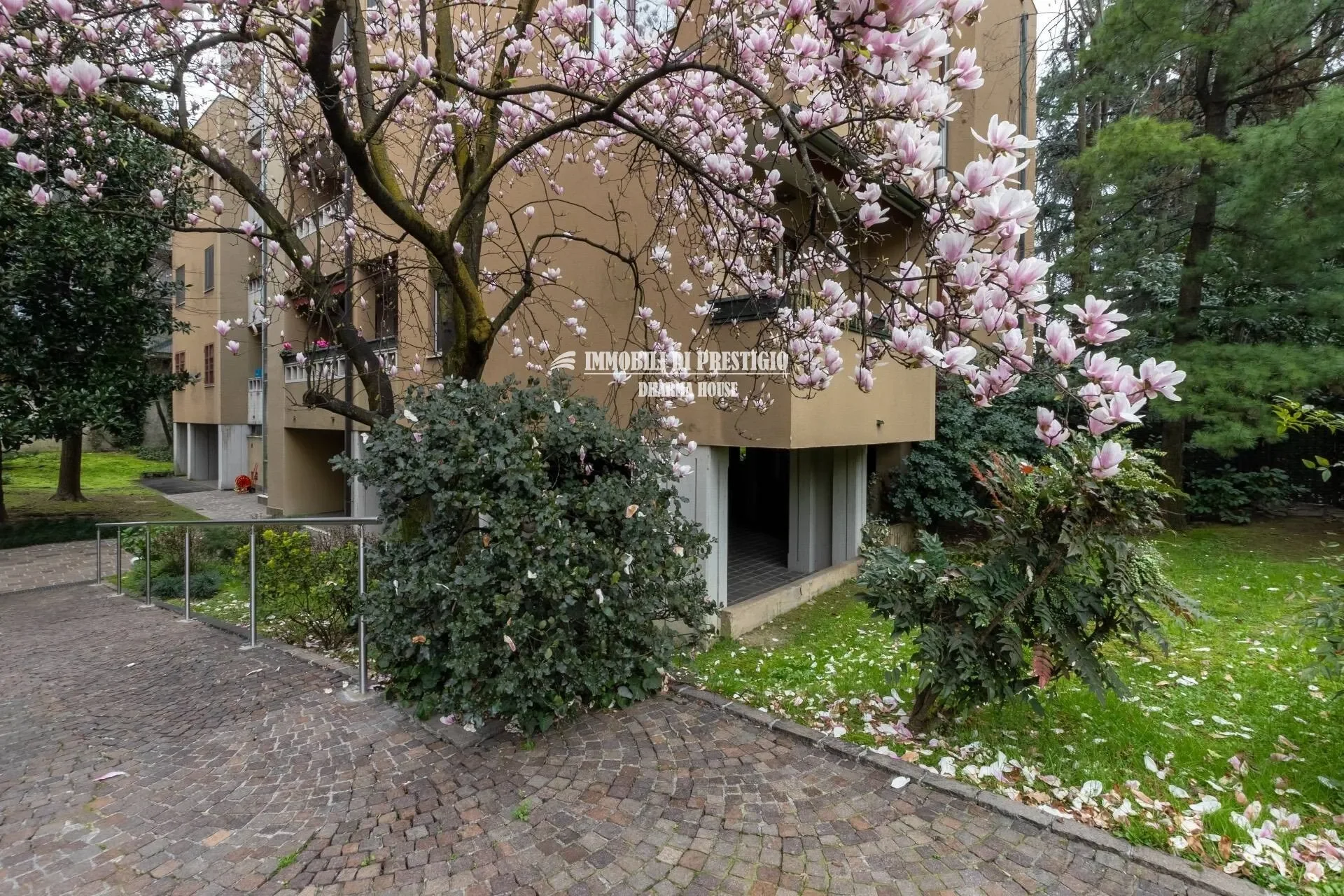 Via Palatino, 6, 20148 Milano MI, Italia, Milan, Lombardy, Italy. - Photo 32