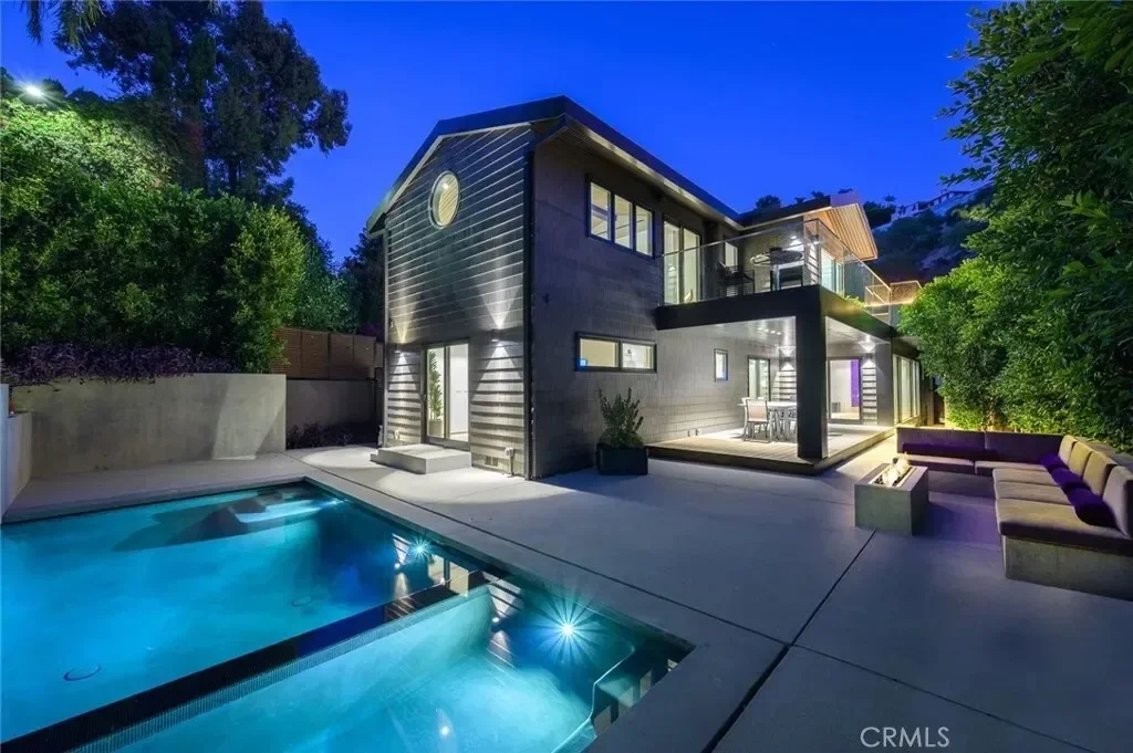8808 Thrasher Avenue, Los Angeles, California, United States. - Photo 13