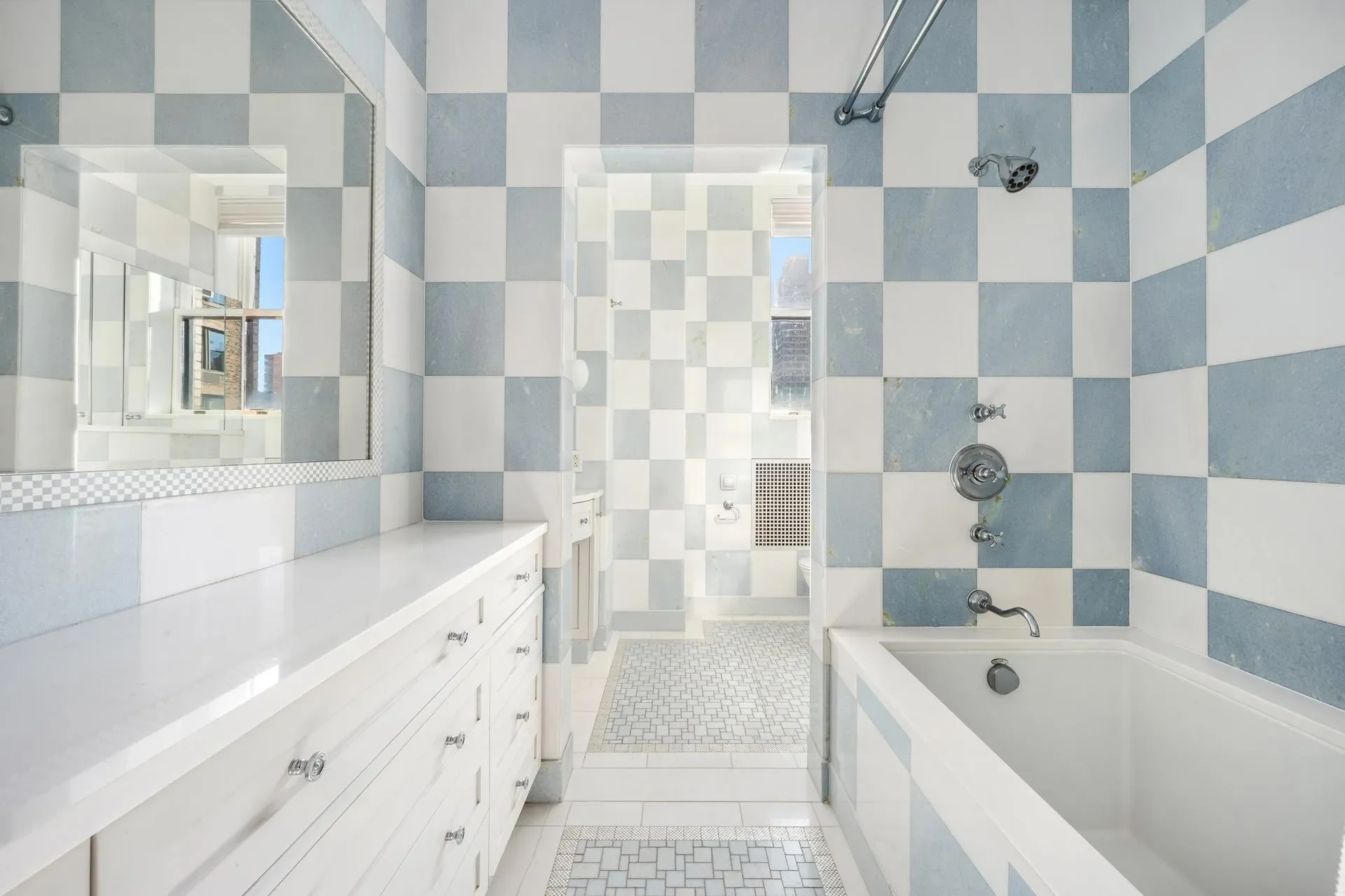 563 PARK AVE, New York, New York, United States. - Photo 8