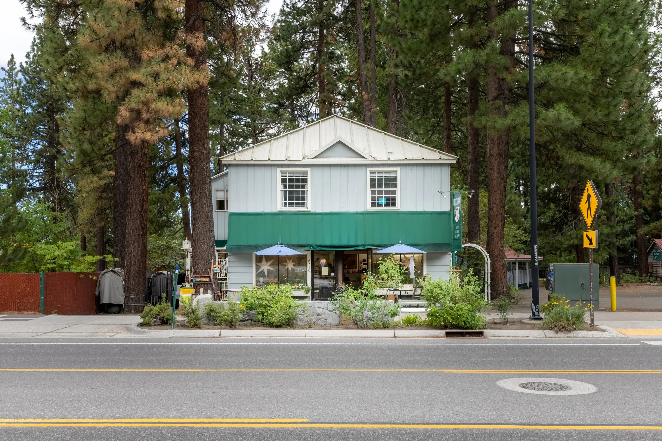 8710 North Lake Blvd, Kings Beach, CA 96143, Kings Beach, California, United States. - Photo 2