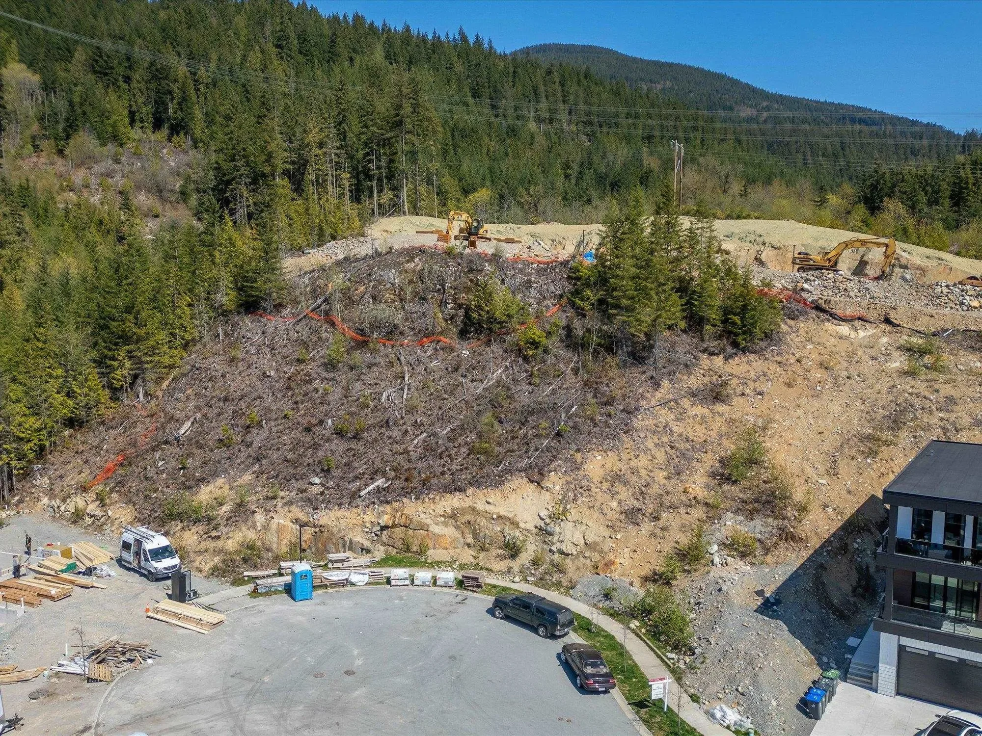 3385 Mamquam Road 34, Squamish, British Columbia, Canada. - Photo 21
