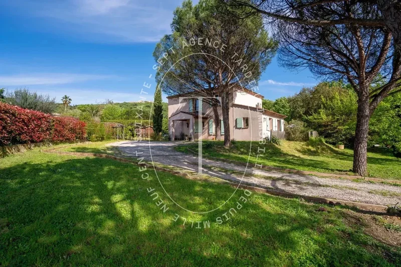 Gassin, Provence-Alpes-Côte d'Azur, France. - Photo 2