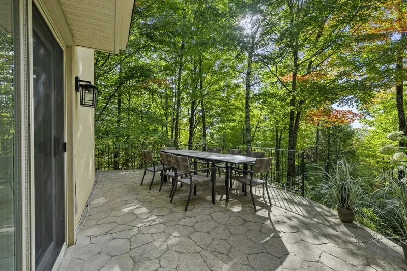 92 Ch. des Bosquets-Fleuris, Magog, Quebec, Canada. - Photo 12
