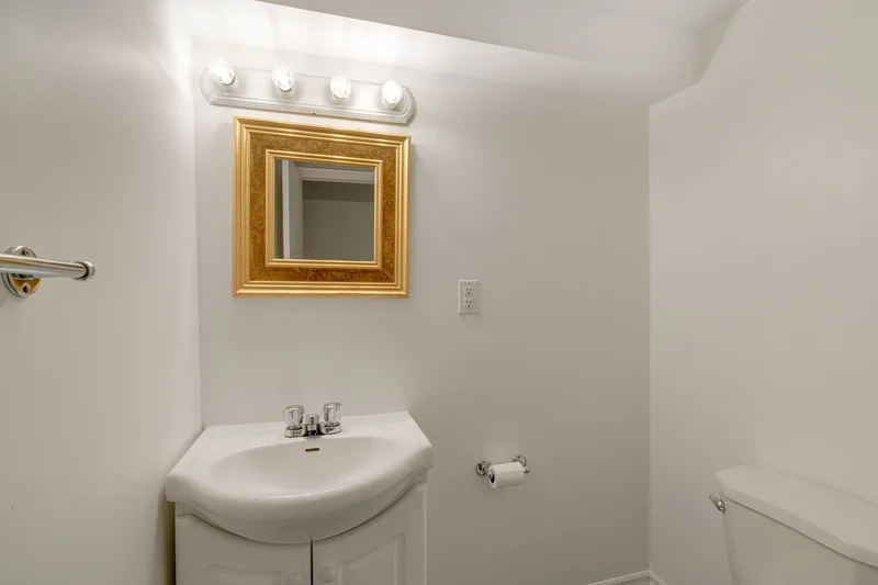 19 Gleneagle Cres, Toronto, ON M2J 3H4, Toronto, Ontario, Canada. - Photo 19
