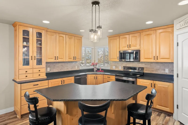41 E WILLIAMS LN, Grantsville, Utah, United States. - Photo 13
