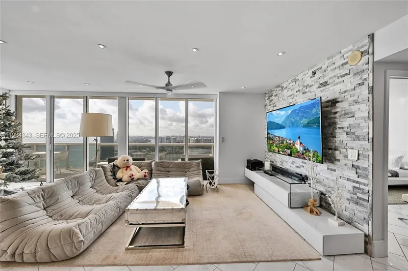1850 S Ocean Dr, #PH4405, Hallandale Beach, FL, 33009, USA, Hallandale Beach, Florida, United States. - Photo 9