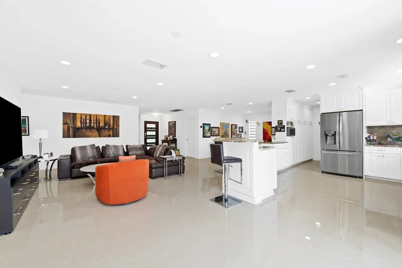 420 SE 13th Ave, Pompano Beach, Florida, United States. - Photo 4