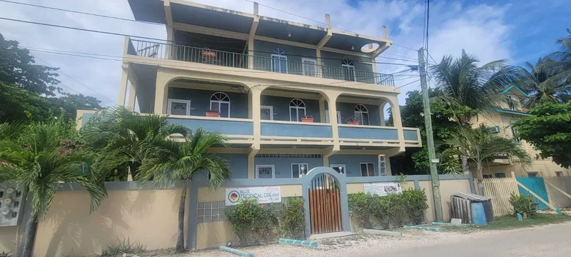 95 Hurricane Street, San Pedro, Corozal District, Belize. - Photo 6