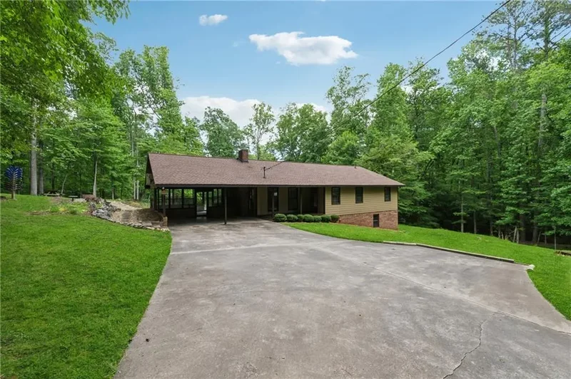 2270 Dinsmore Road, Milton, Georgia, United States. - Photo 2