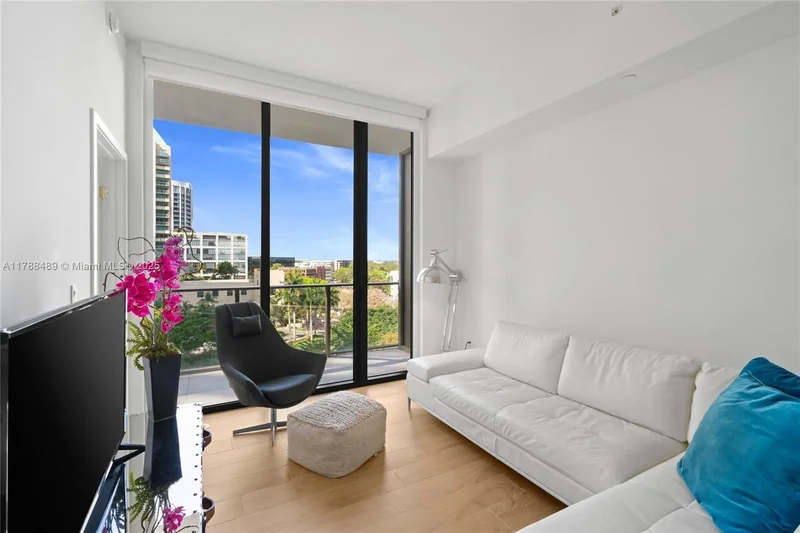 2678 Tigertail Ave 615, Miami, Florida, United States. - Photo 7