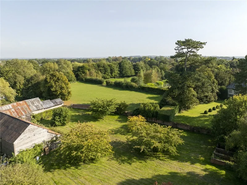 Roundway, Devizes, Wiltshire, Roundway, England, United Kingdom. - Photo 14