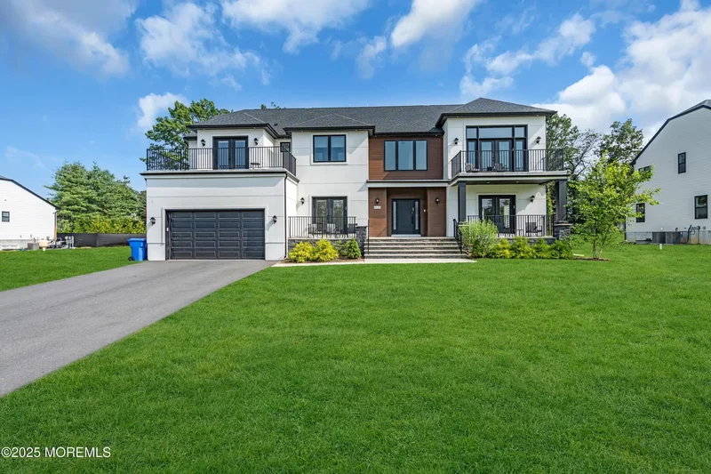 Single Family Residence in Toms River