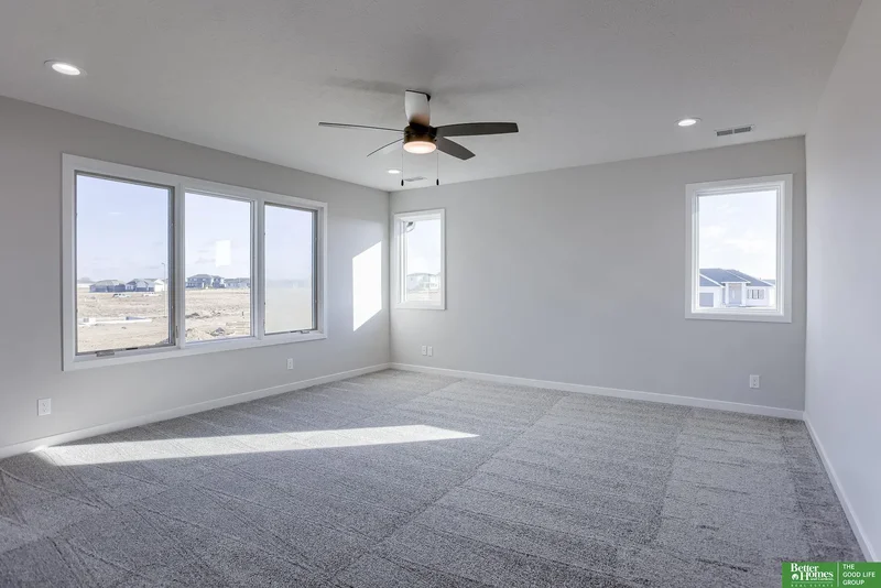 21108 Arlington Street, Elkhorn, NE 68022, Omaha, Nebraska, United States. - Photo 25