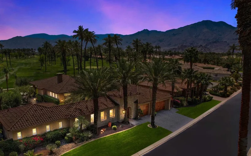 Elegant Estate Home in The Palms