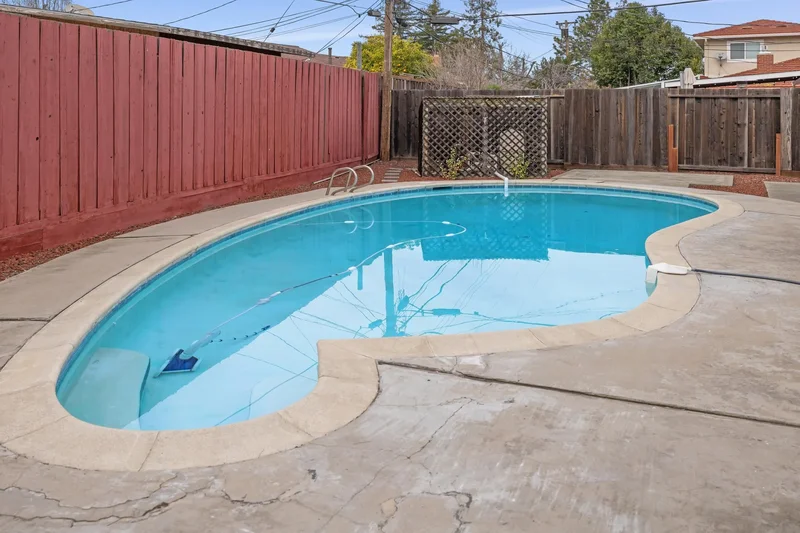 821 Raintree Drive , San Jose, CA 95129, San Jose, California, United States. - Photo 39