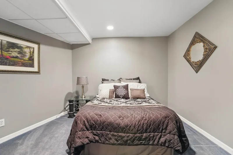 8 Matthew Place, Mahwah, New Jersey, United States. - Photo 30