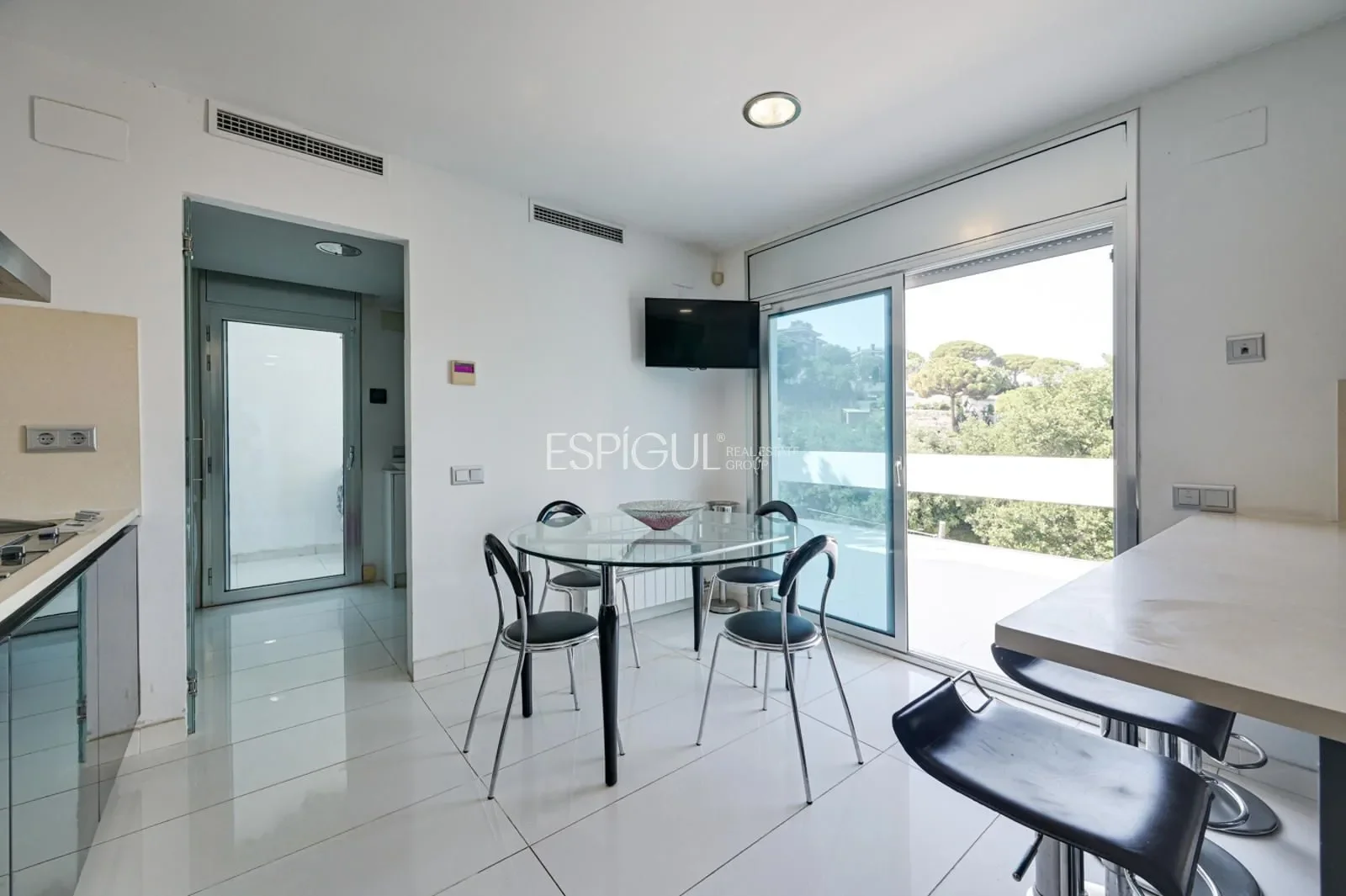 Gallery photo 7
