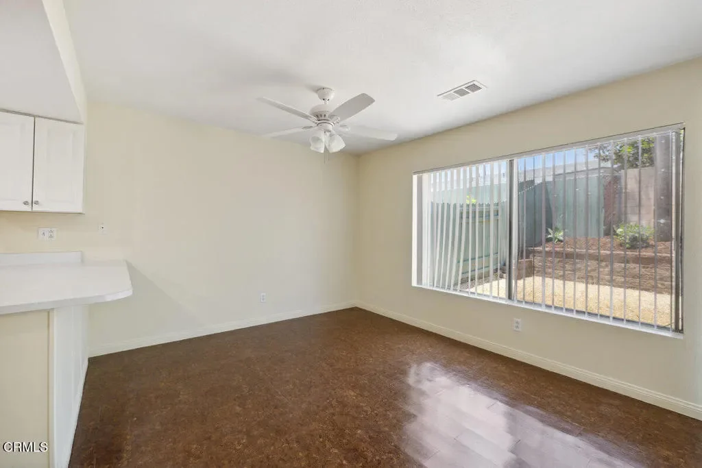 525 W Santa Barbara Street, Santa Paula, CA 93060, Santa Paula, California, United States. - Photo 11