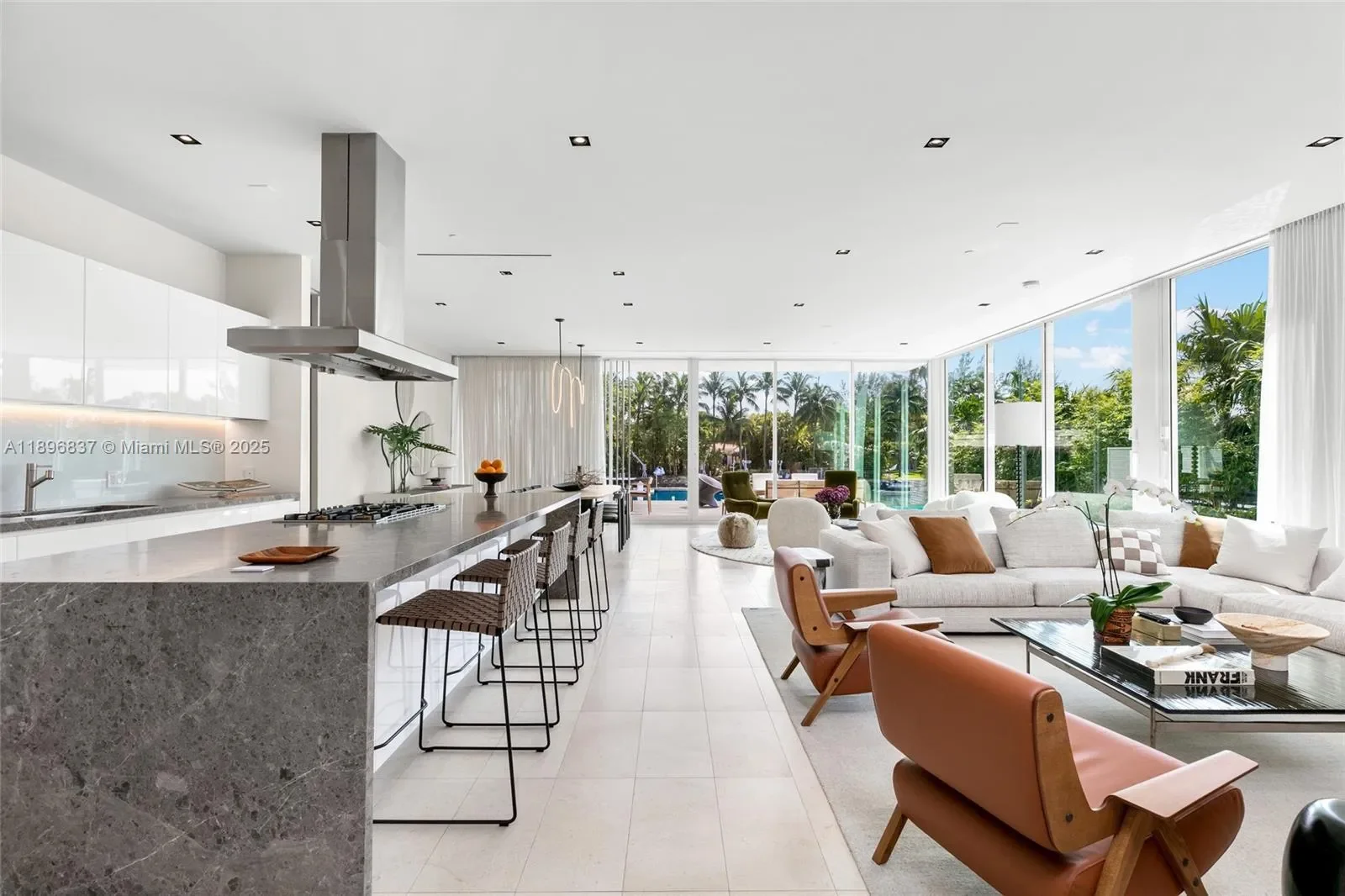 1081 W 48th St, Miami Beach, Florida, United States. - Photo 27