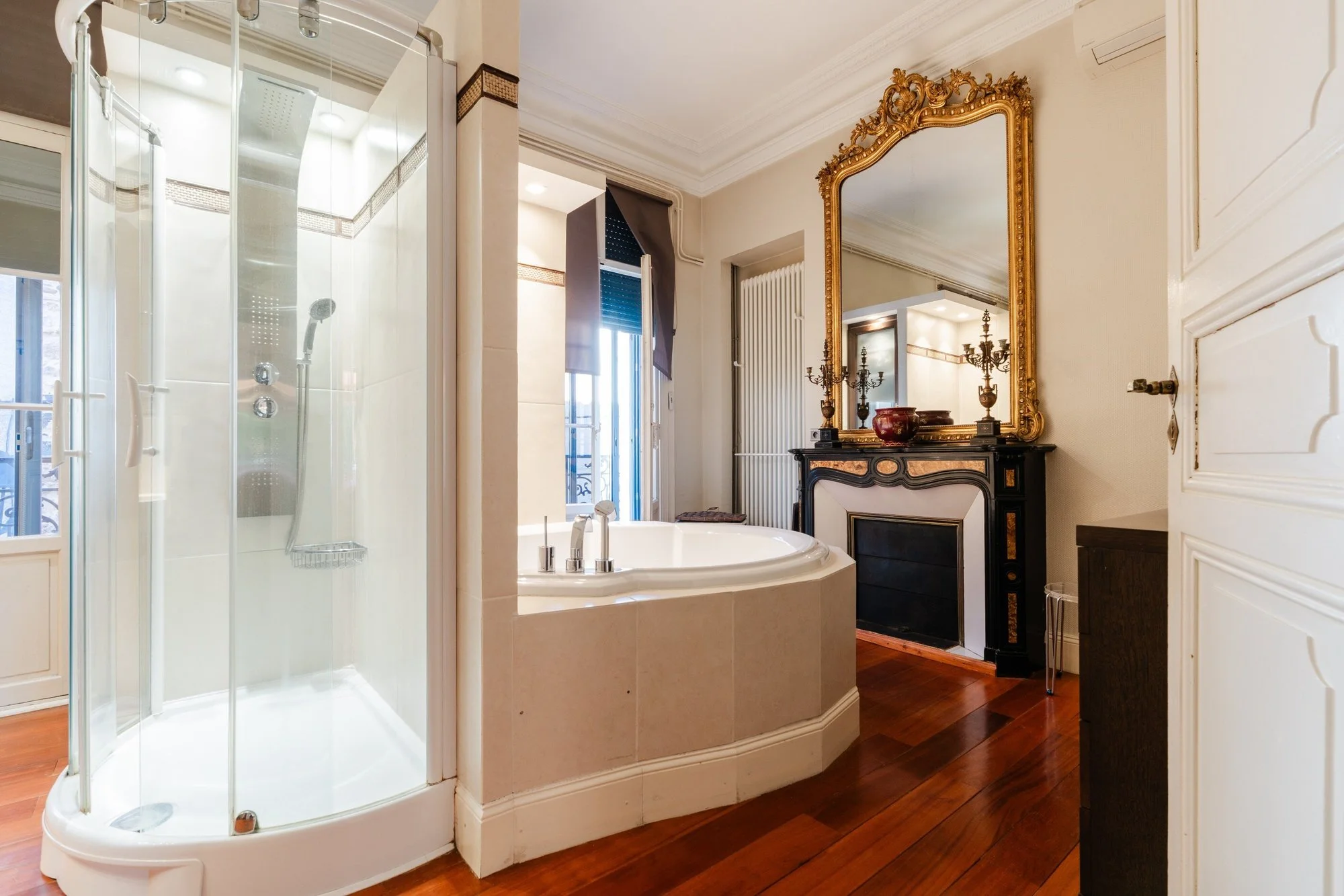 Gallery photo 3