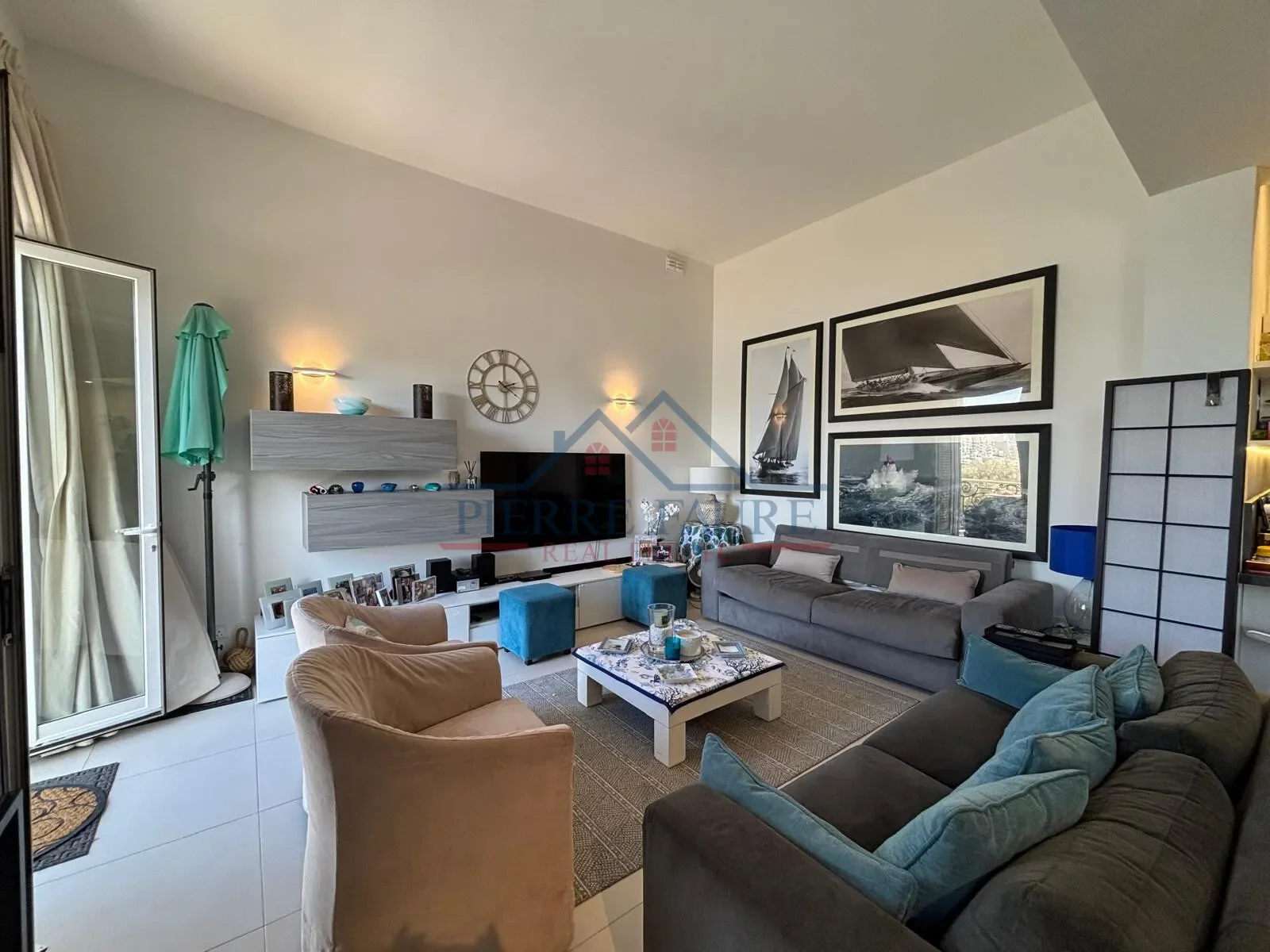 Gallery photo 4