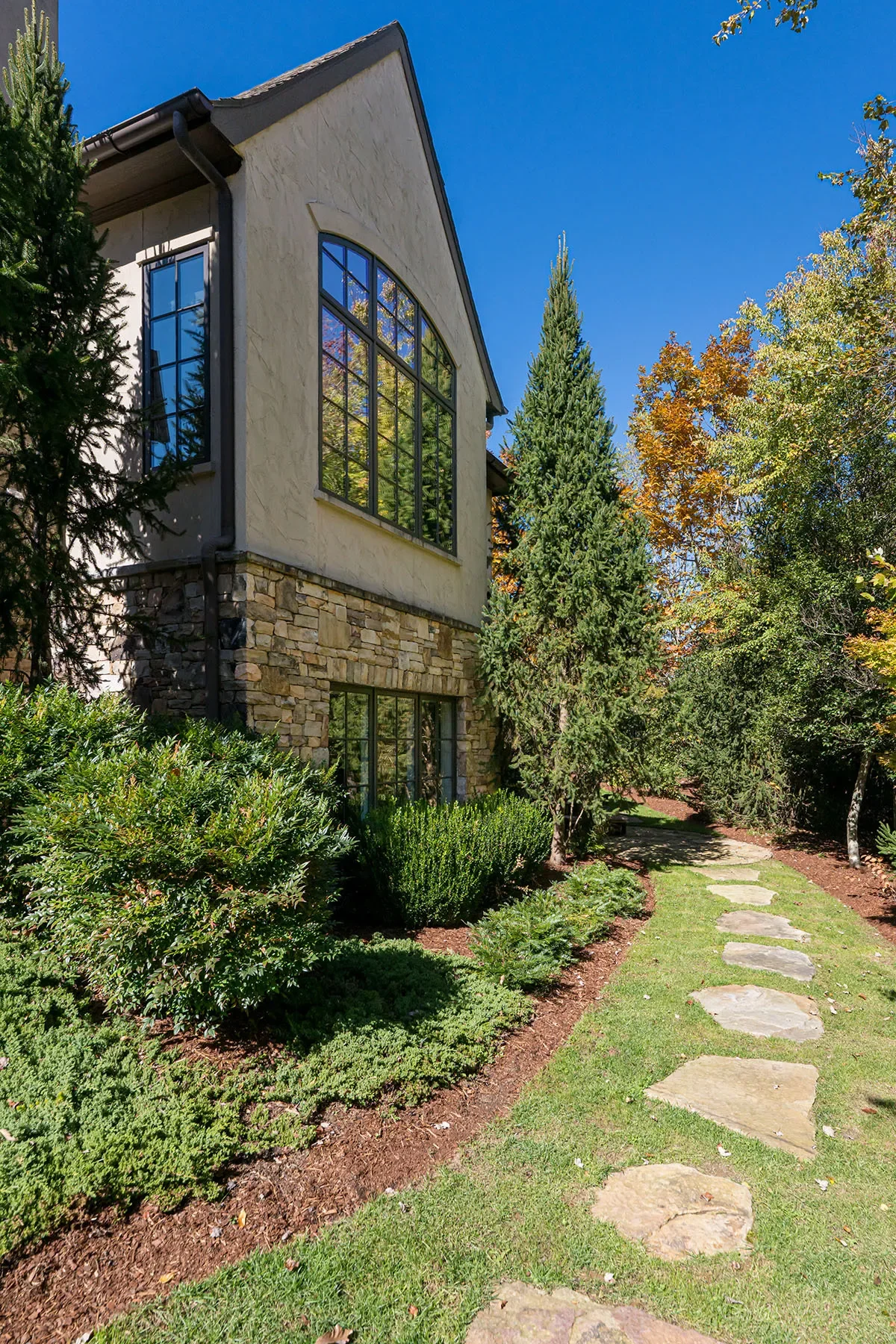 10 Fairsted Drive, Asheville, NC 28803, Asheville, North Carolina, United States. - Photo 37