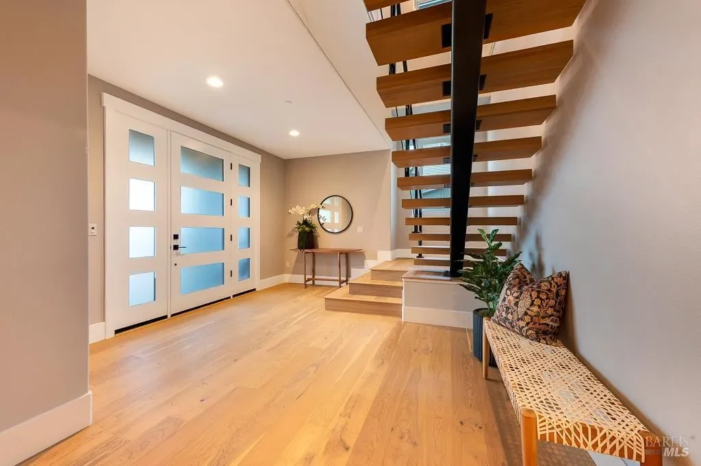 22 Oak Knoll Court, Petaluma, CA, 94952, USA, Petaluma, California, United States. - Hero Image
