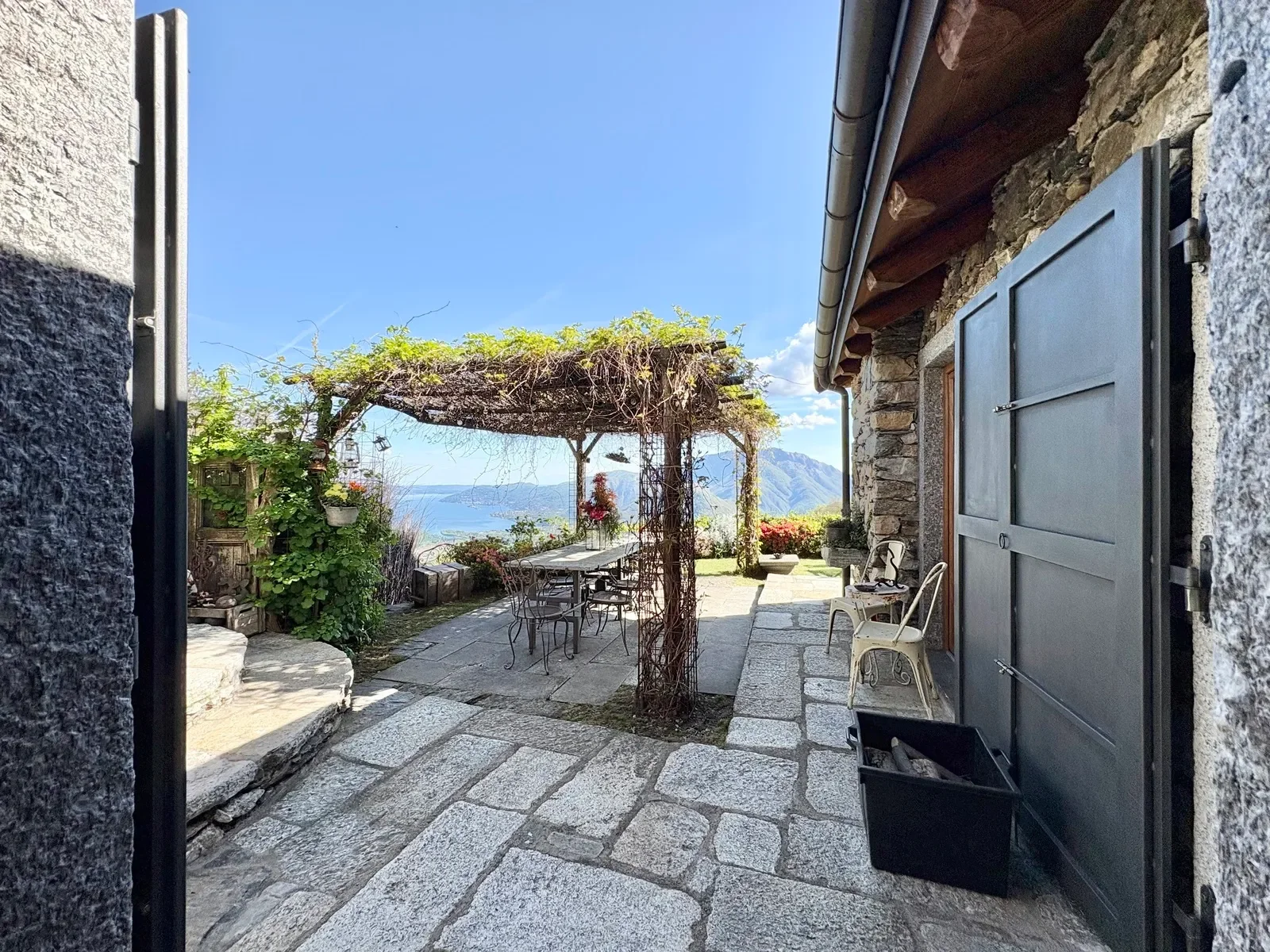 28802 Mergozzo, Province of Verbano-Cusio-Ossola, Italy, Bracchio, Piedmont, Italy. - Photo 8
