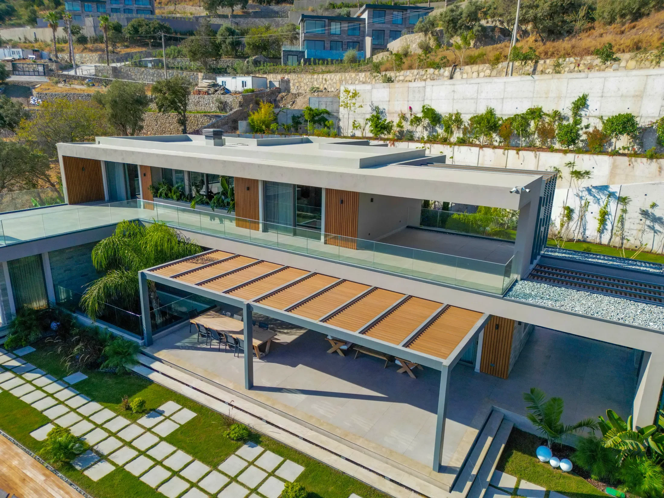 Exterior photo 6