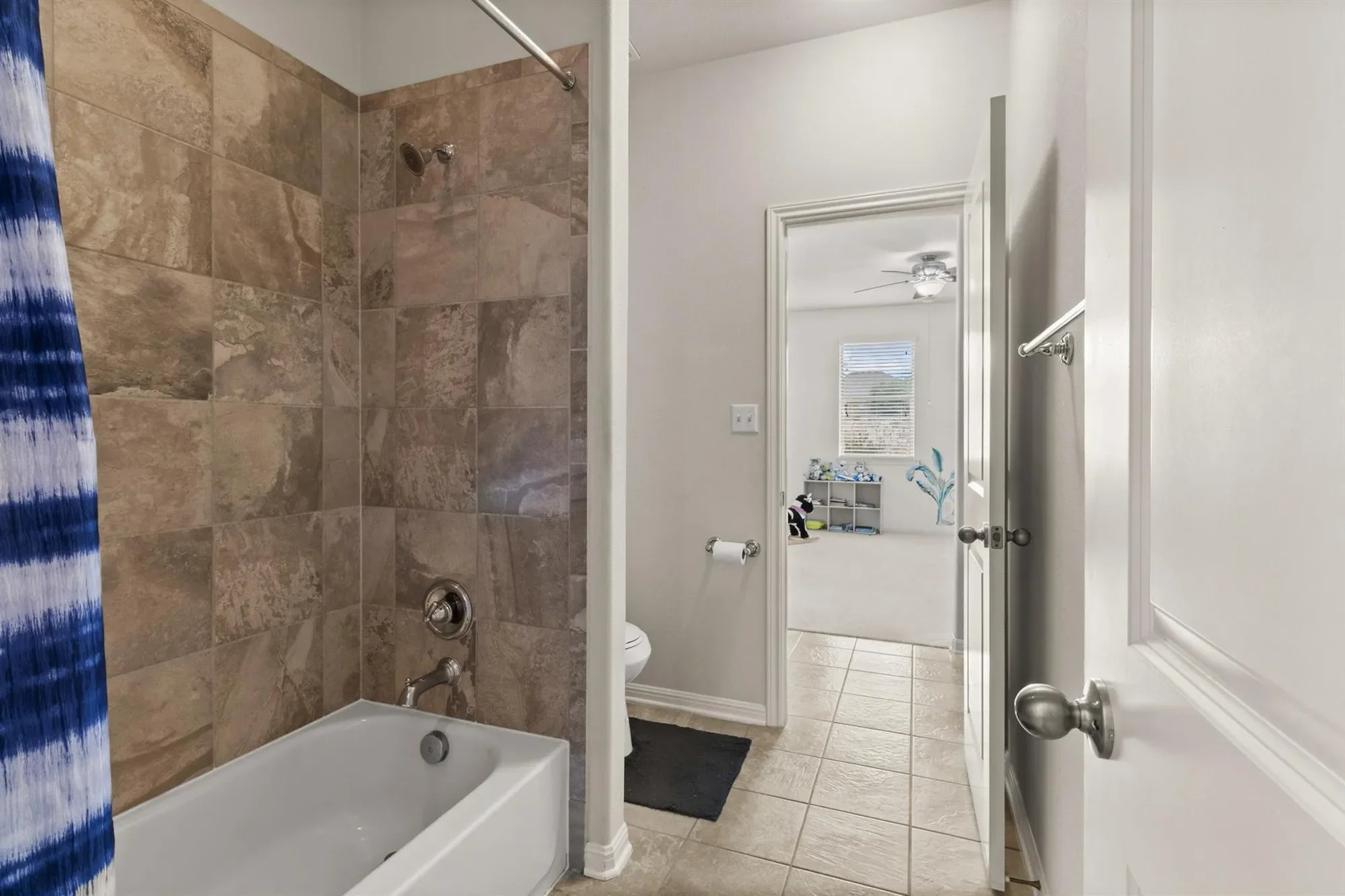 2216 Lookout Knoll DR, Leander, Texas, United States. - Photo 24