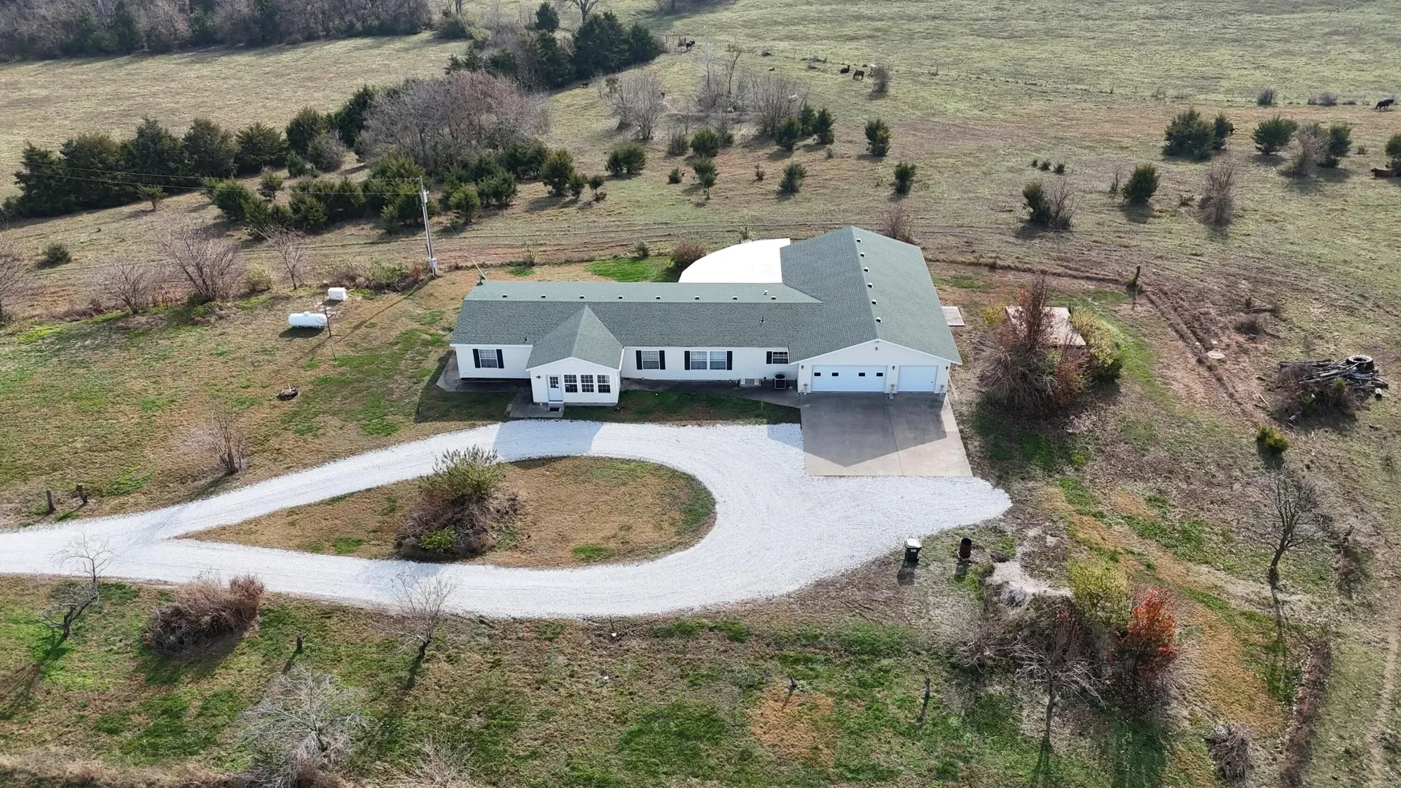 1672 E 355th Road, Bolivar, MO 65613, Pittsburg, Missouri, United States. - Photo 5