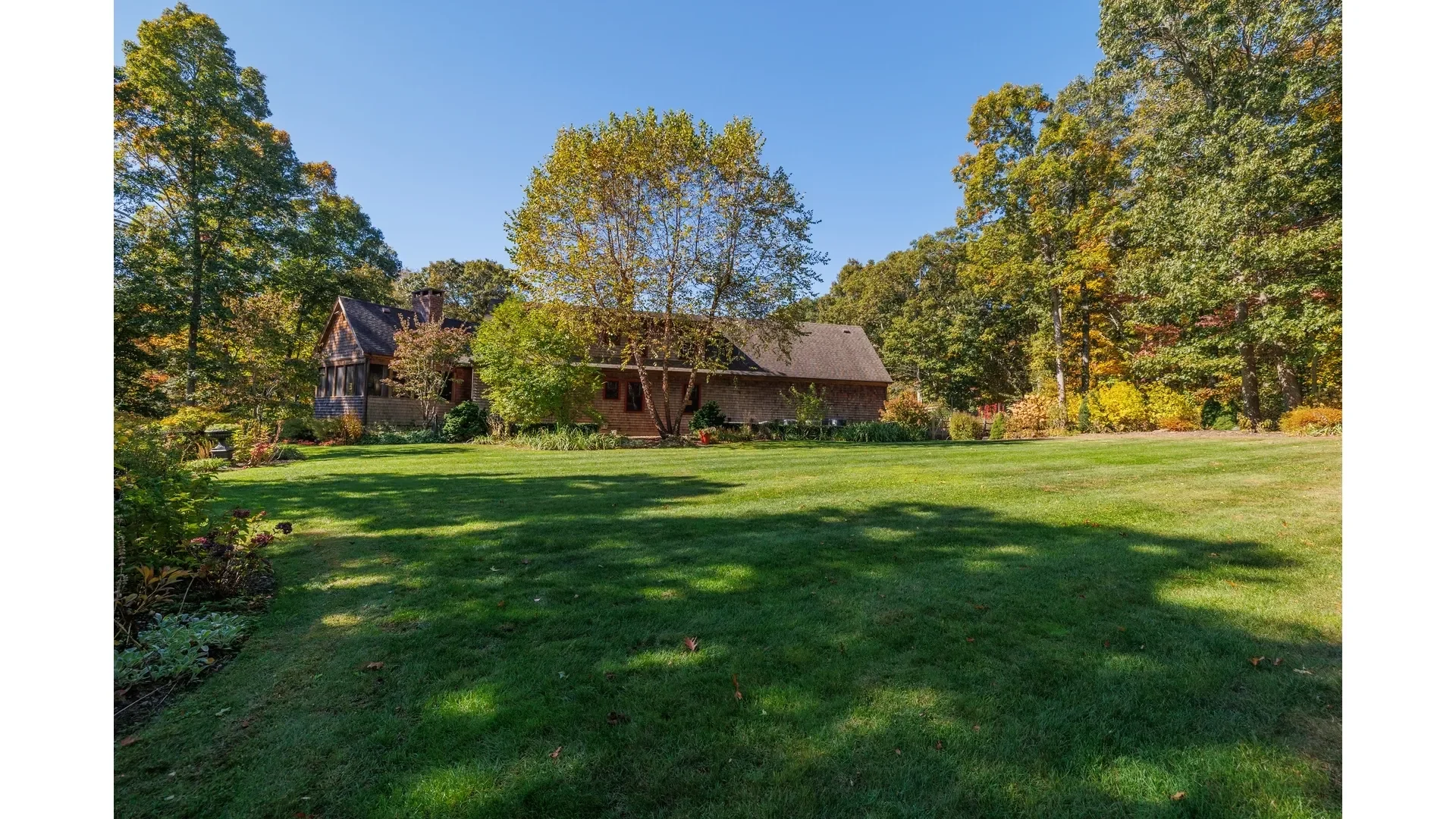 1750 Private Road #18, Peconic, New York, United States. - Photo 8