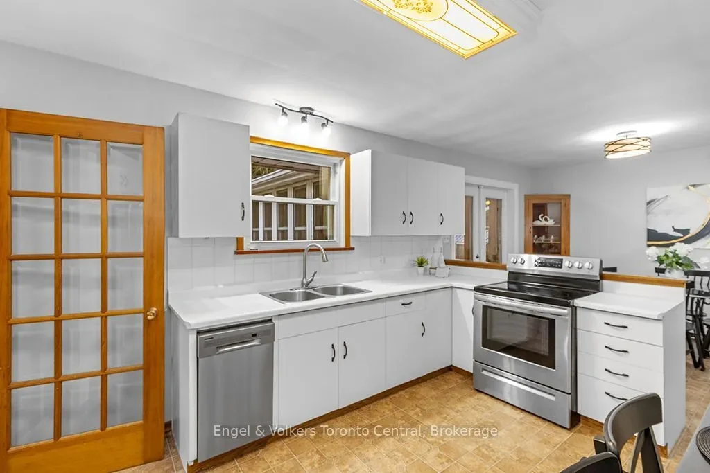 596 6TH Avenue W, Owen Sound, Ontario, Canada. - Photo 17
