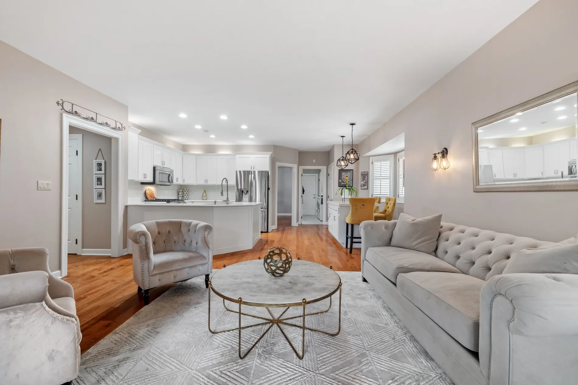 55 Chesterfield Court , Burr Ridge, IL 60522, Burr Ridge, Illinois, United States. - Photo 8