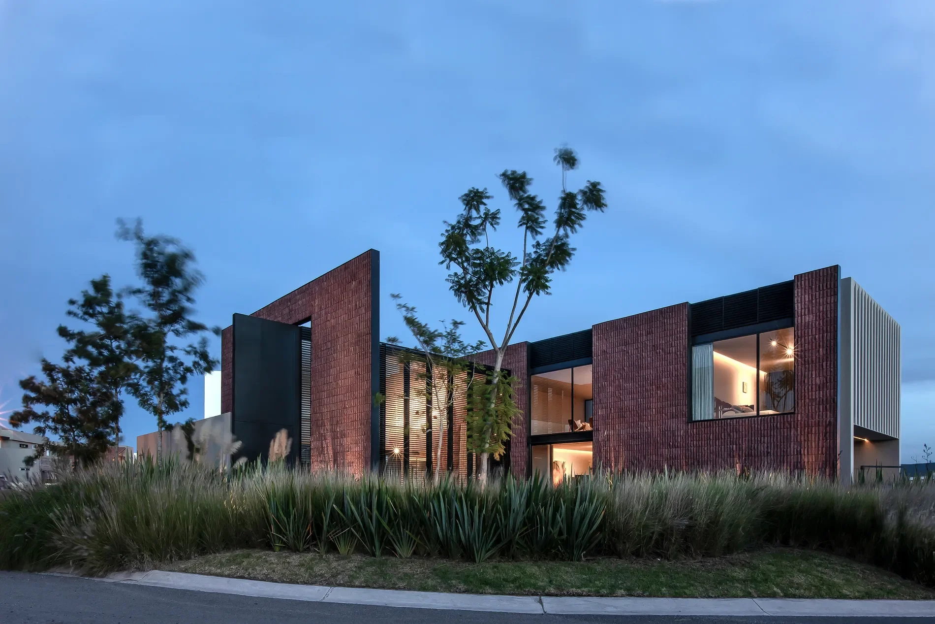 Exterior photo 11