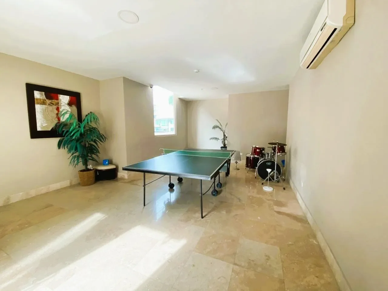 Gallery photo 2