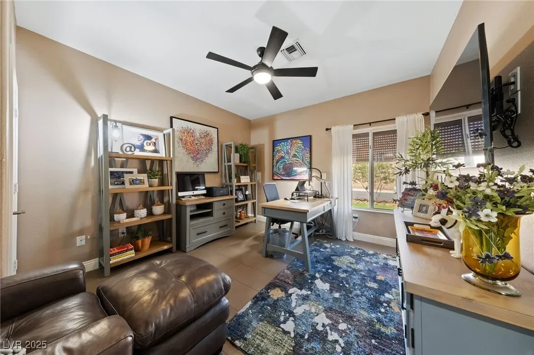 2616 Faiss Drive, Las Vegas, Nevada, United States. - Photo 36