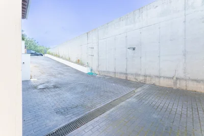 Thumbnail 37