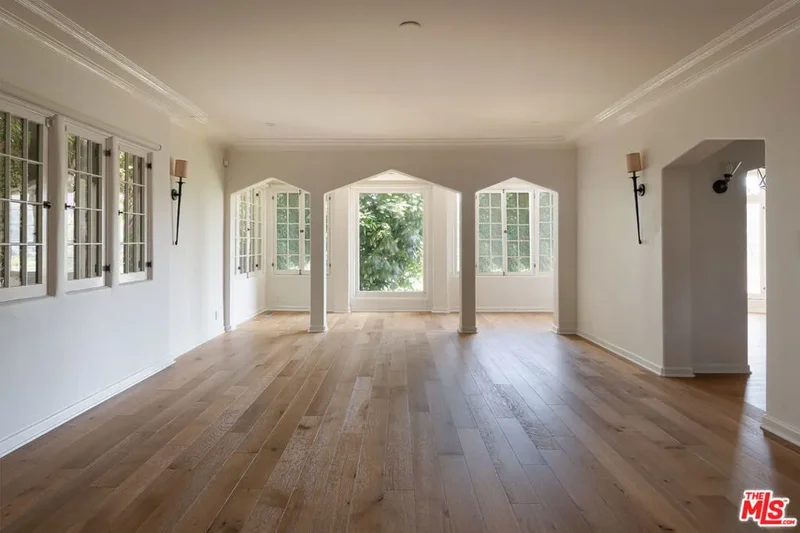 3756 Effingham Place, Los Angeles, California, United States. - Photo 43
