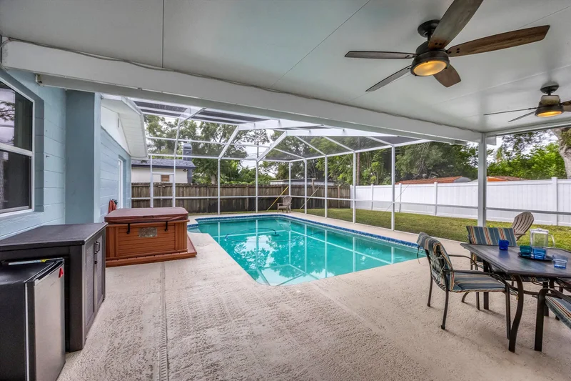 2736 45th Way N, St Petersburg, FL 33713, St. Petersburg, Florida, United States. - Photo 13