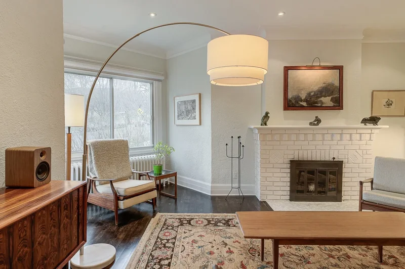 5552 Av. Notre-Dame-de-Grâce, Montréal, Quebec, Canada. - Photo 19