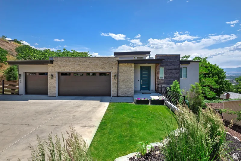 Single Family Residence in Salt Lake City