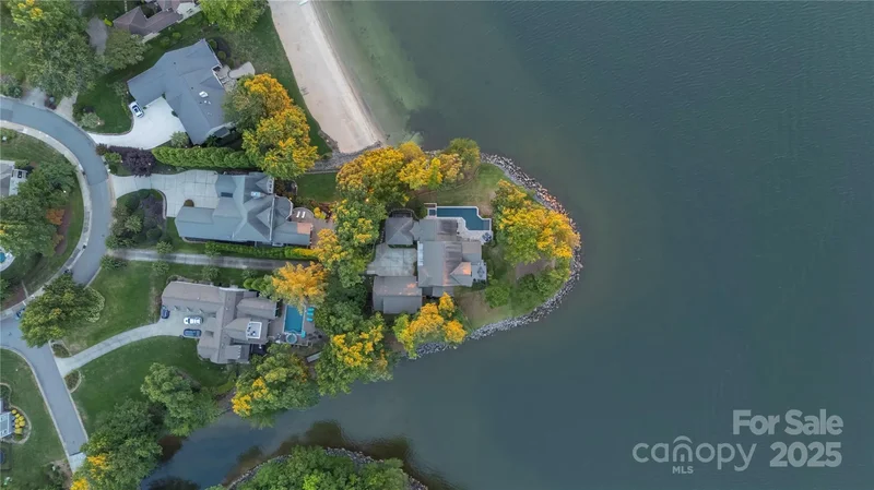 20721 Pointe Regatta Drive, Cornelius, North Carolina, United States. - Photo 2