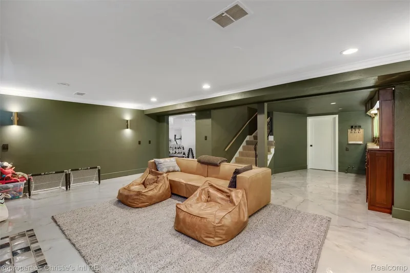 1059 Berkshire Road, Grosse Pointe Park, Michigan, United States. - Photo 46