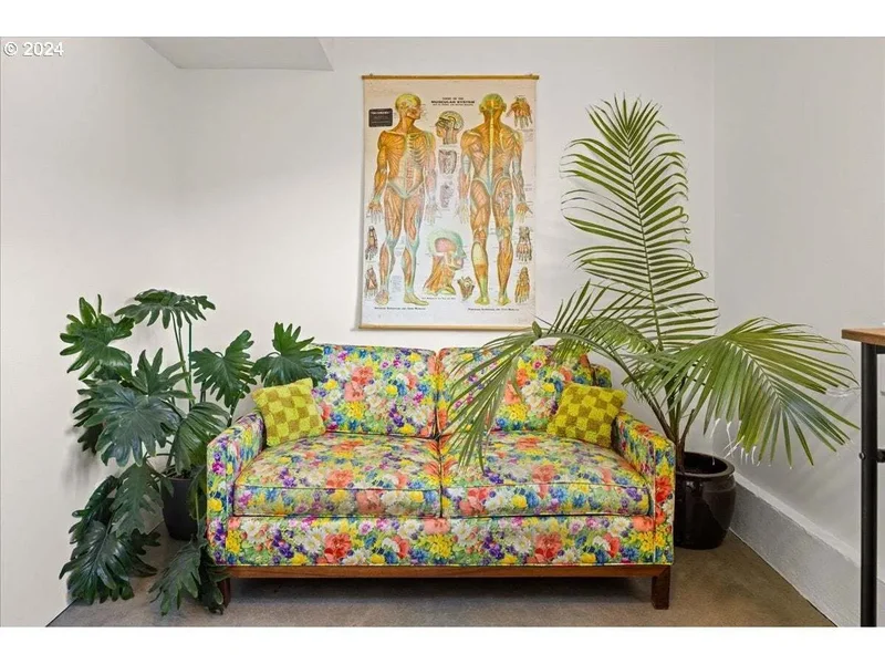 7221 SE Madison St, Portland, OR 97215, Portland, Oregon, United States. - Photo 39